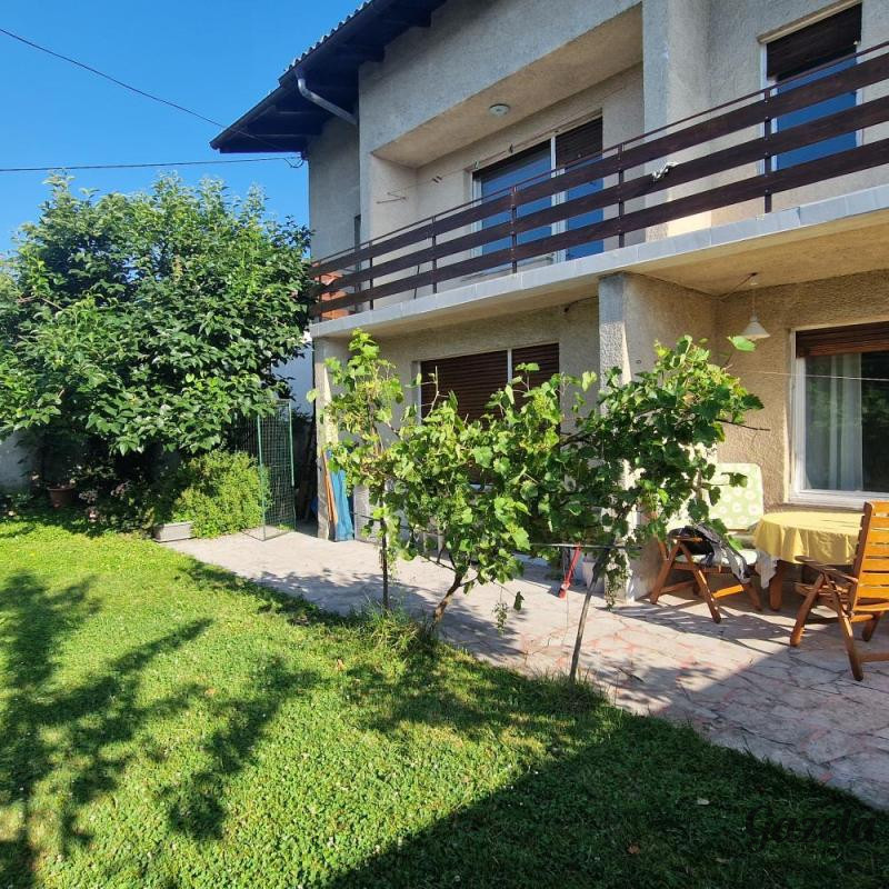 Lj. Center_TRNOVO - HIŠA